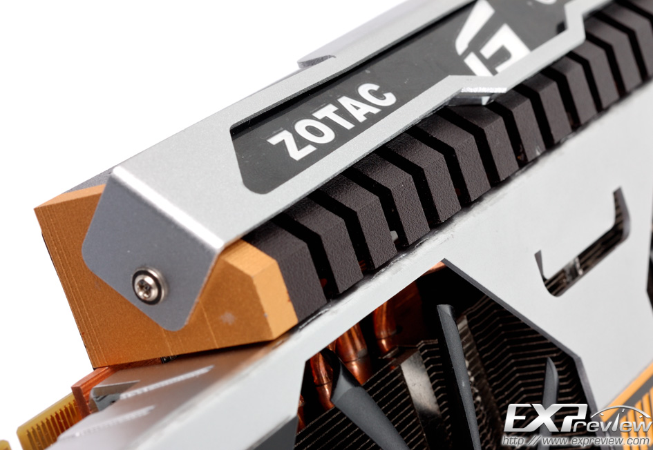 zotac_gtx680_12.jpg