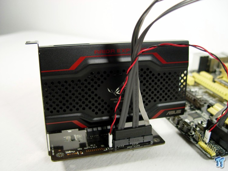 asus_9s_mb_sata_express_3.jpg