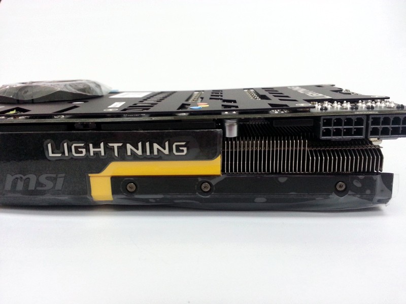 MSI-GTX-780-lightning_7.jpg