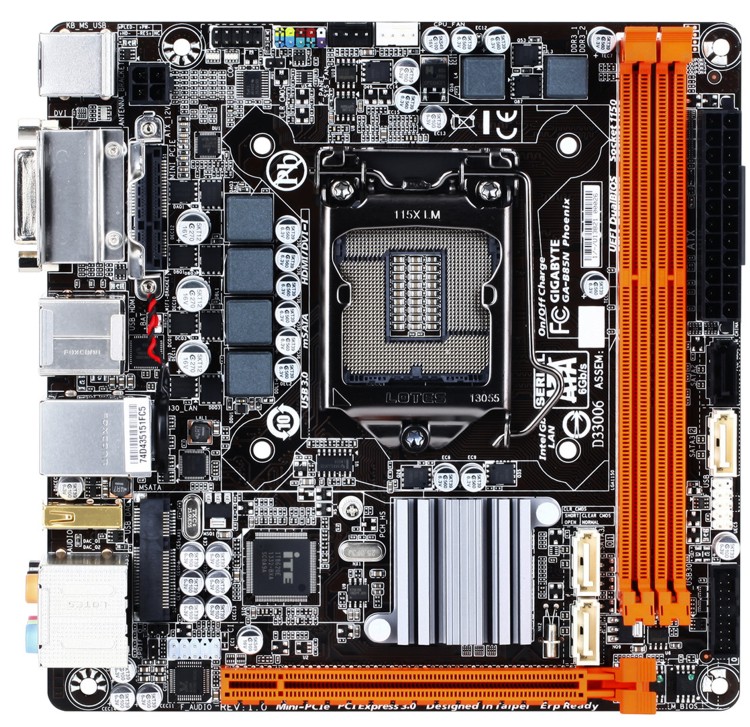 gigabyte_b85n-phoenix_2.jpg