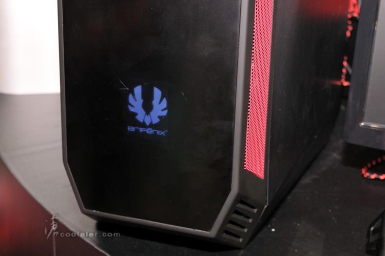 computex_bitfenix_9.jpg