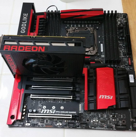 amd_radeon_r9_nano_11.jpg