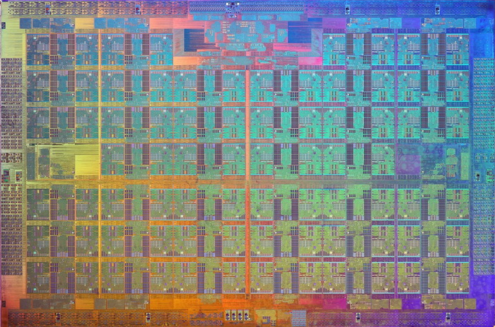 inte_76core_chip_3.jpg